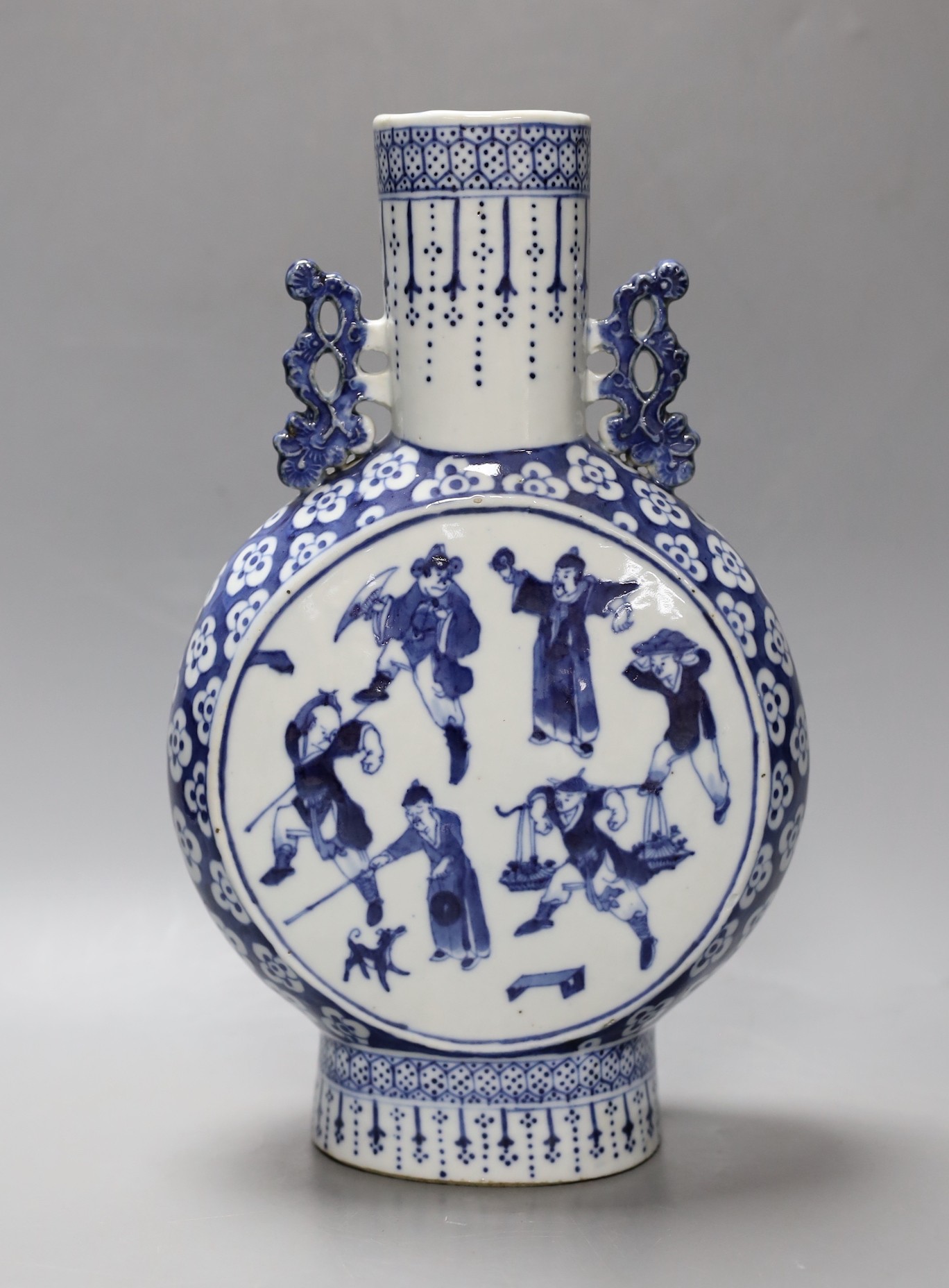 A 19th century Chinese blue and white moonflask, 30.5cm high